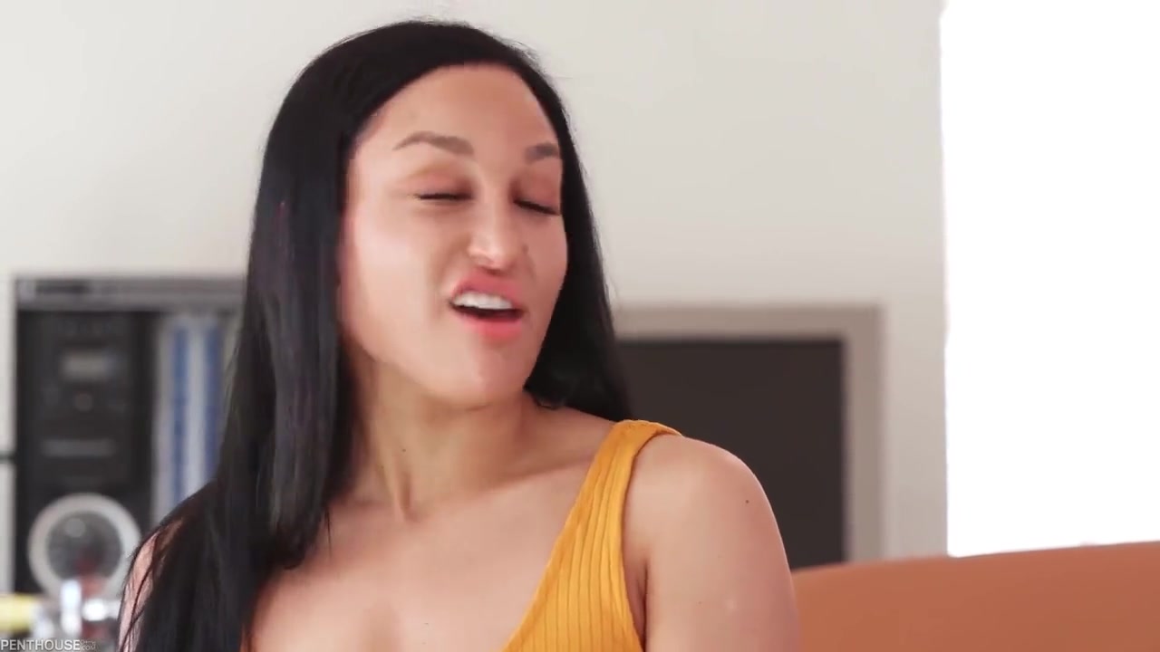 Gabriella Paltrova - Kinky Doc To The Rescue In Hd