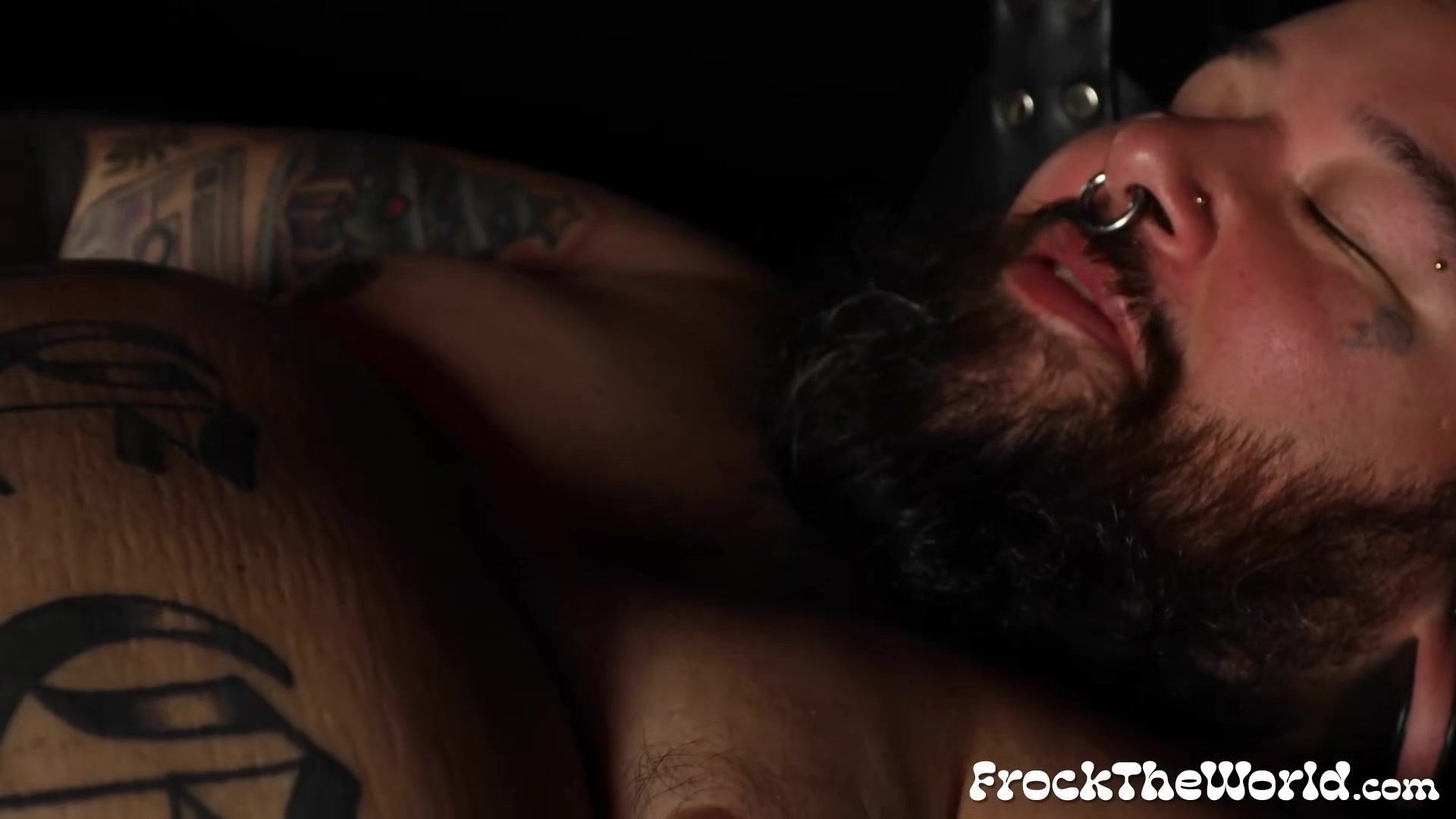 Jonah Wheeler Fucked Tattooed Chub In Hardcore Gangbang