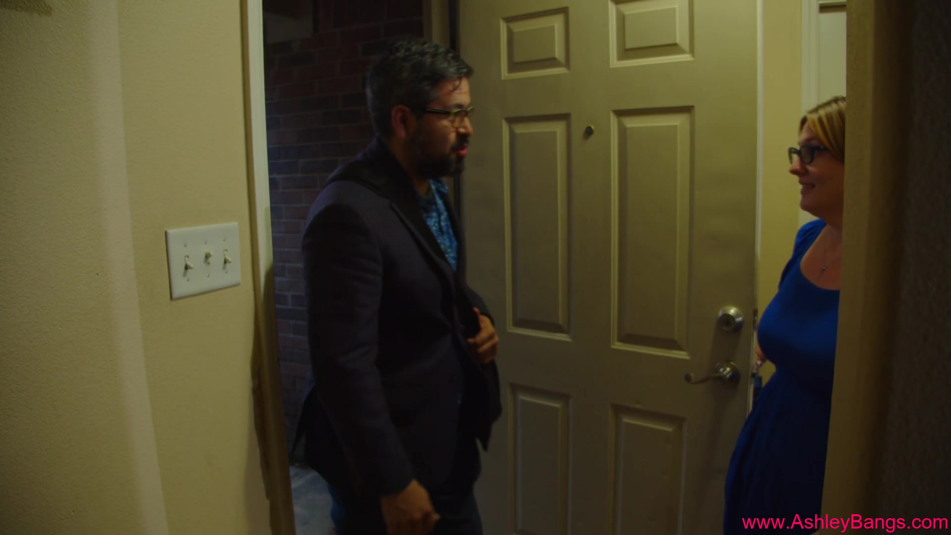 It Help - Sex Movies Featuring Ashley Bangs
