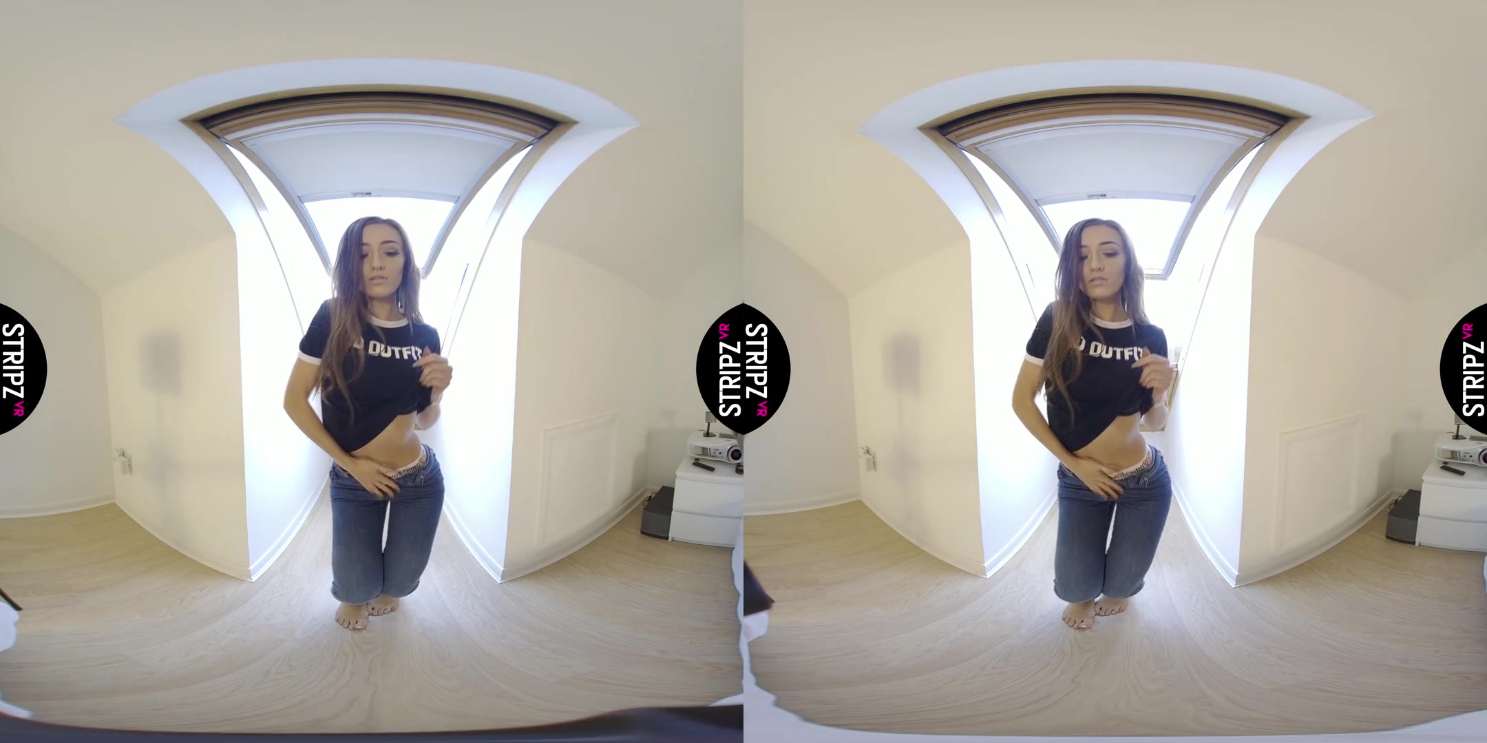 Jizzles in Bear Naked - StripzVR