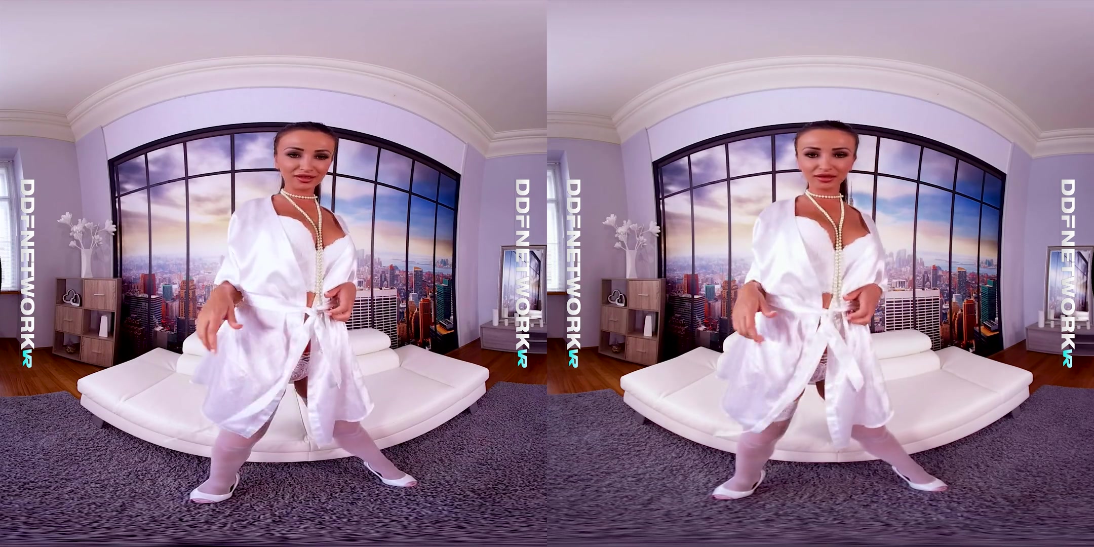 Alyssia Kent in The Temptress - DDFNetworkVR