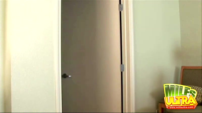 Sara Seduces Two Black Guys - MilfsBang
