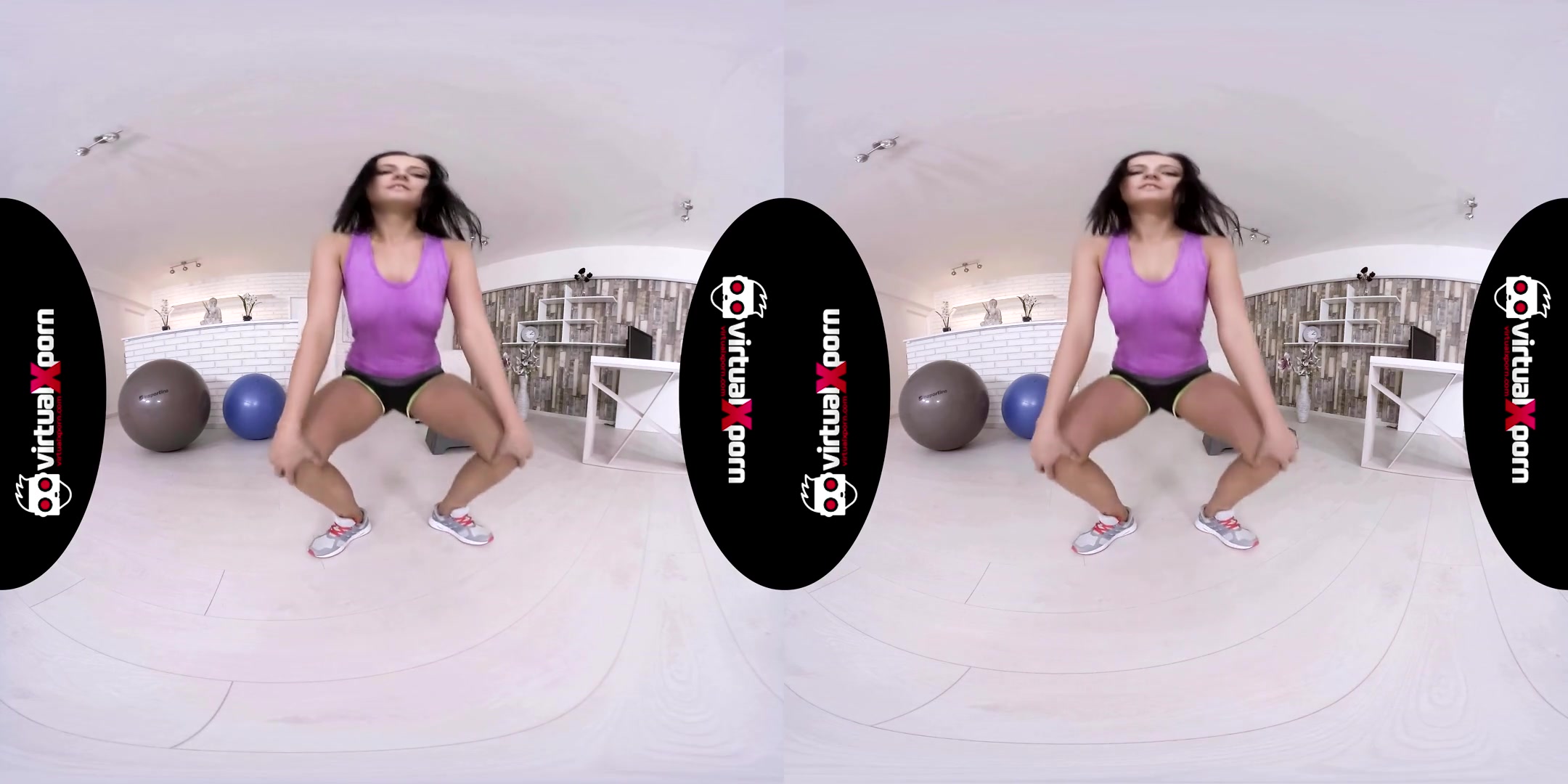 Asdis Loren in limber Asdis Loren Stretching - VirtualXPorn