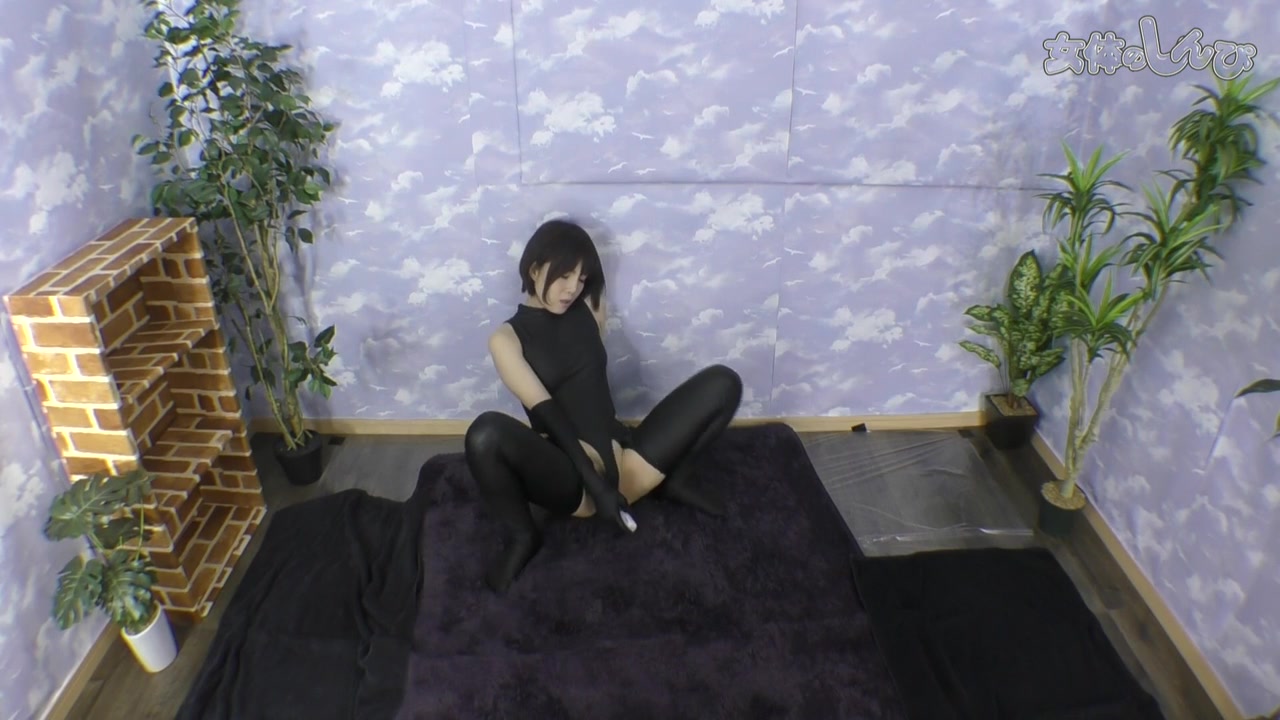Spout challenge! I spout at the various angle. - Fetish Japanese Video