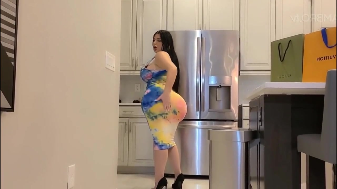 Crystal Needs Dick After A Long Day