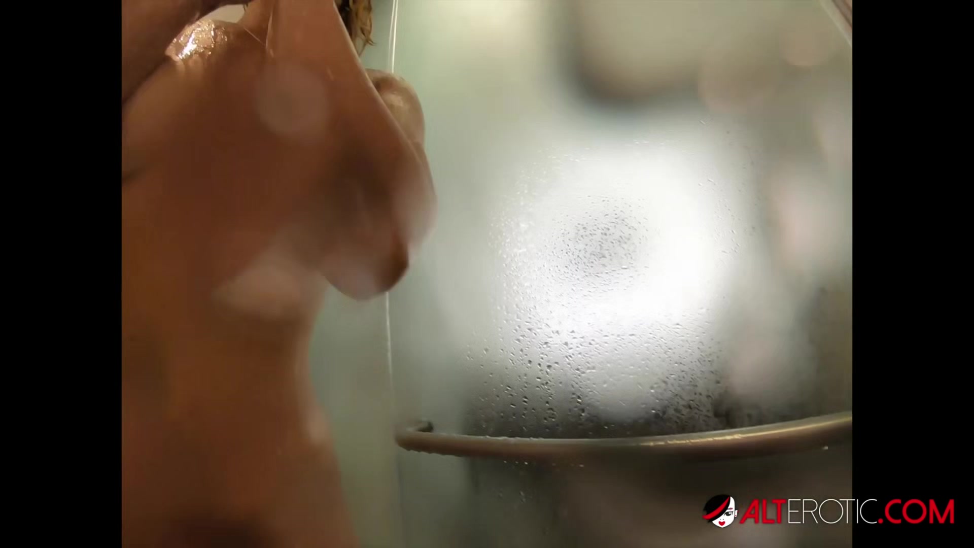 Fallon West and Taylor Nicole wash each other off after a wild fuck session - AltErotic