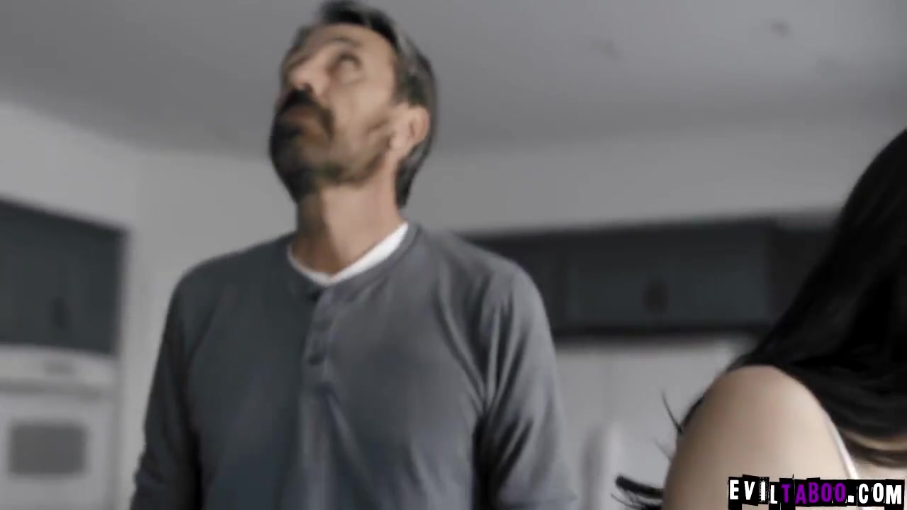 Whaaaam This Is Some Serious Step dad Vs Dauhter Spanking - Steve Holmes