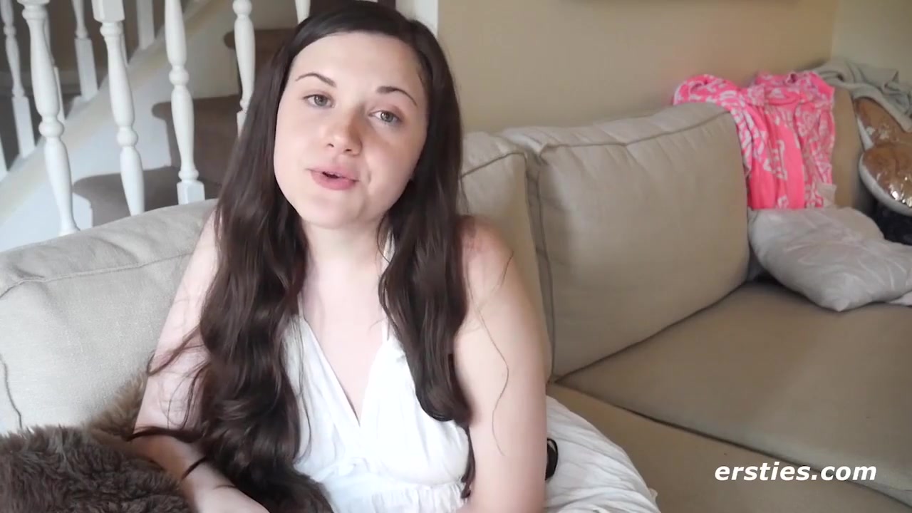 Dannis Hard Sex Toys Bring Her Extreme Pleasure