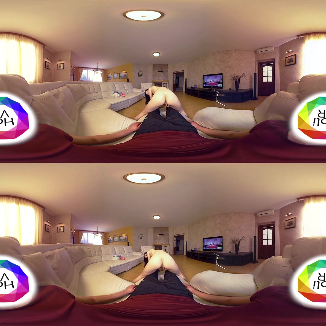 Anie Darling in No Parents No Rules - HoliVR