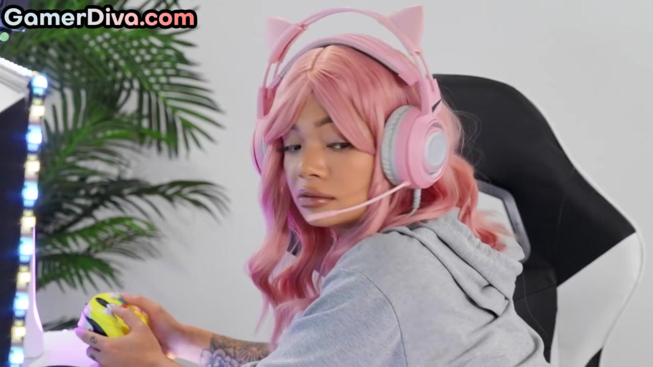 Ebony gaming bae with pink hair fucked in throat and twat