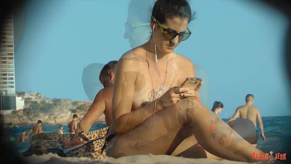 i boob - BeachJerk