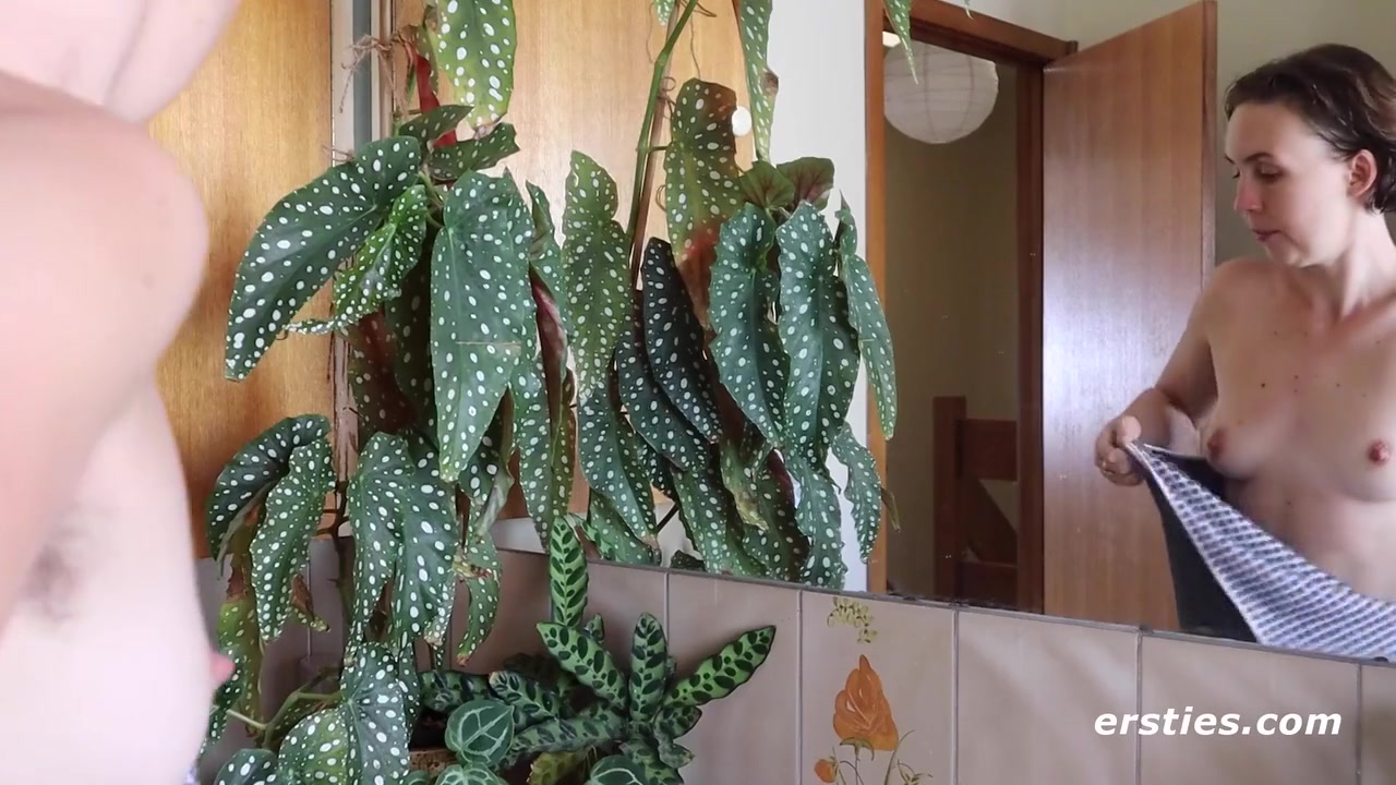 Adorable Olive Invites Us In For A Sexy Look At Her Life
