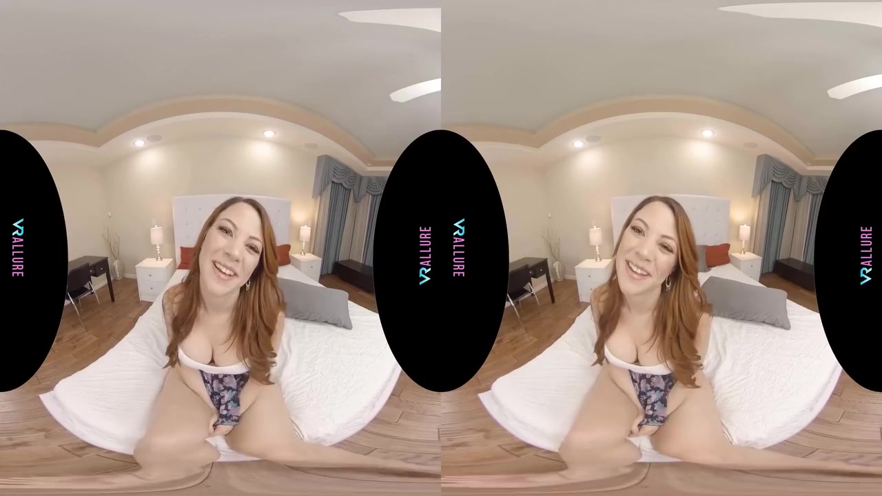 Her Eyes Will Play Tricks On You! With Virtual Reality