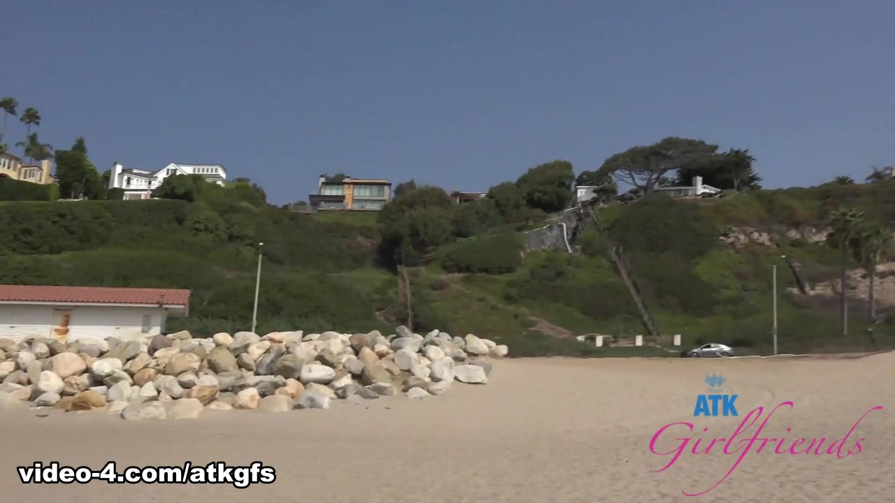 Nicole Nichols in Virtual Date Movie - AtkGirlfriends
