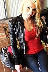 Daisy Dylan