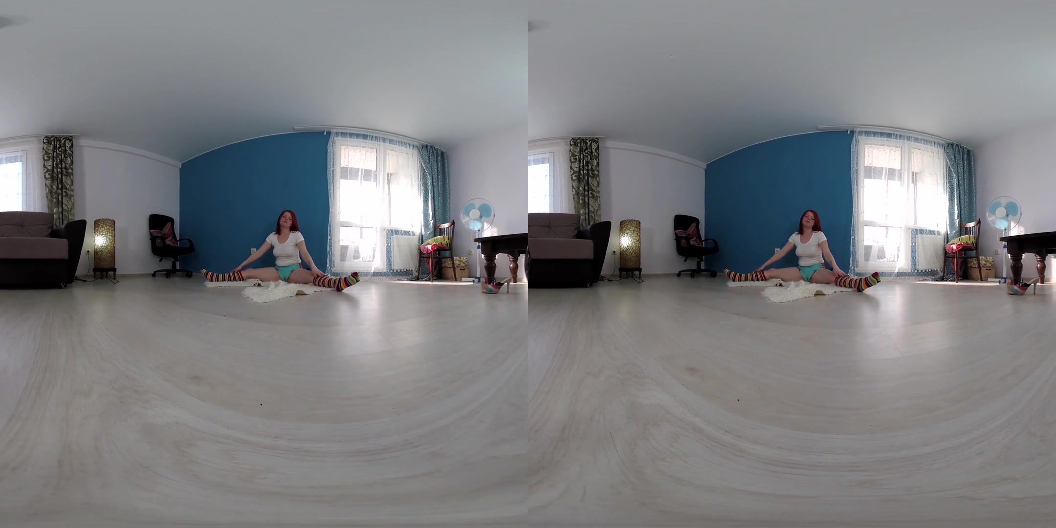 Lissa Red in LissaRed Does Gymnastic - VRmodels