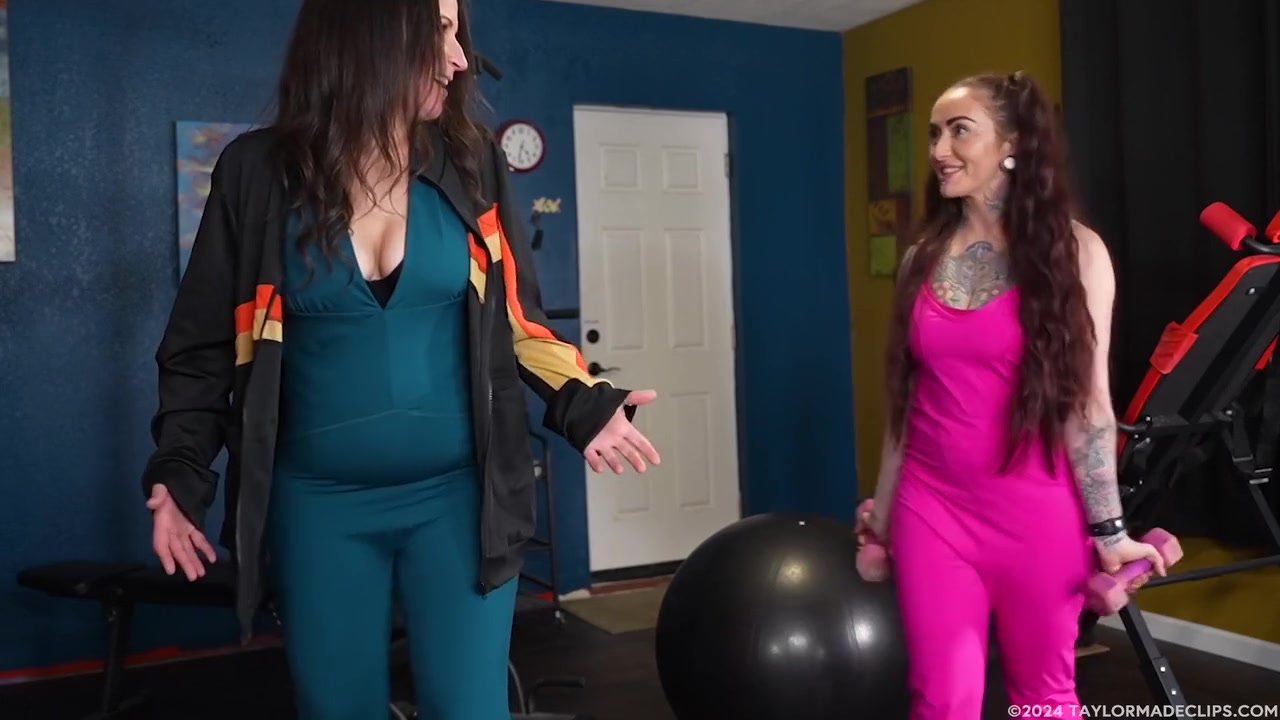 Jennifer And Scarlet Body Inflation