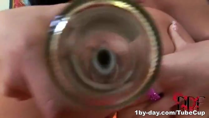 Hot girls peeing hot golden jets of wee over each other