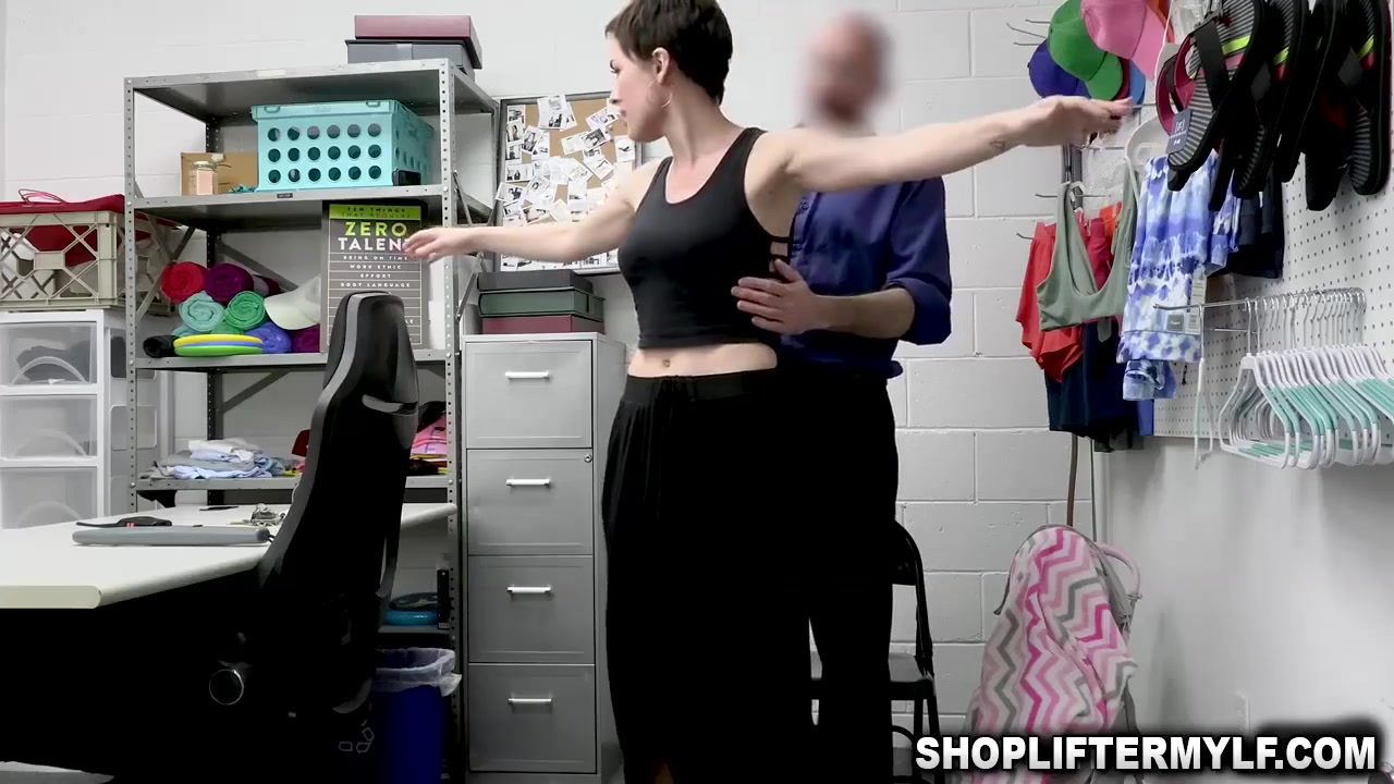 Olive Begs Oliver To Fuck Her To Let Her Go