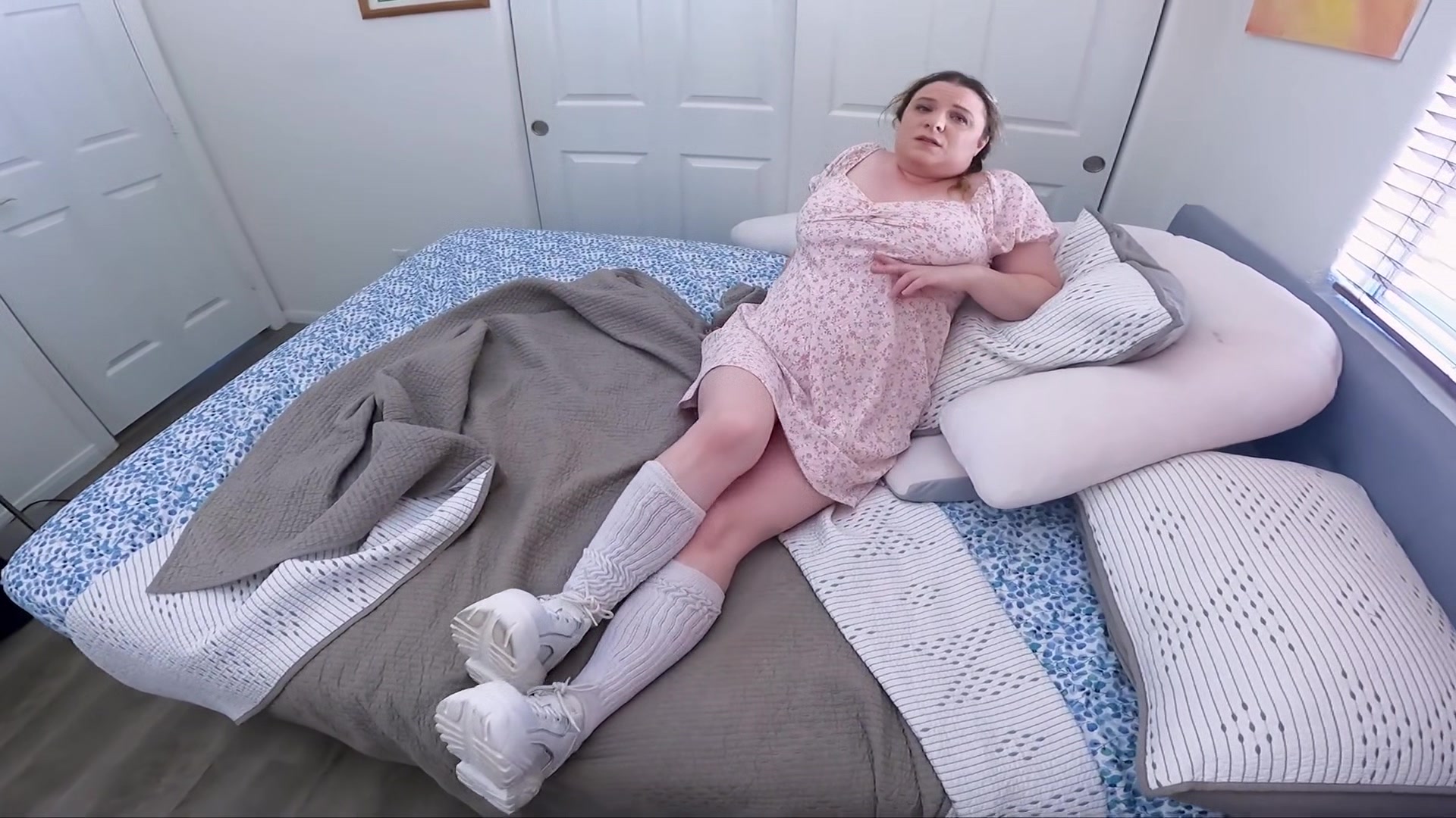 She Can't Stop Thinking About Her Stepdad's Cock Gets The Real