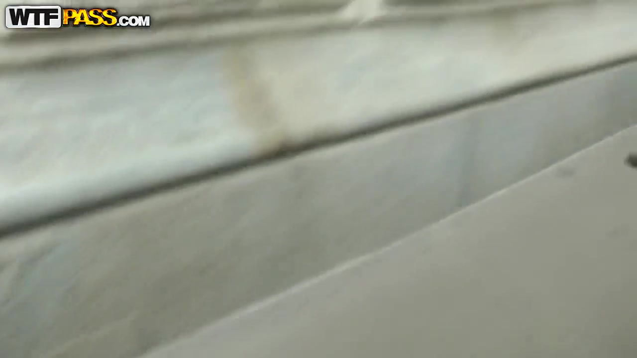 Young hottie Ann Marie gets naughty in public