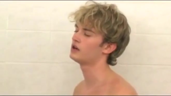 Shower Roome Trio Youngs Nudes Hard Bareback Sex Eatcum