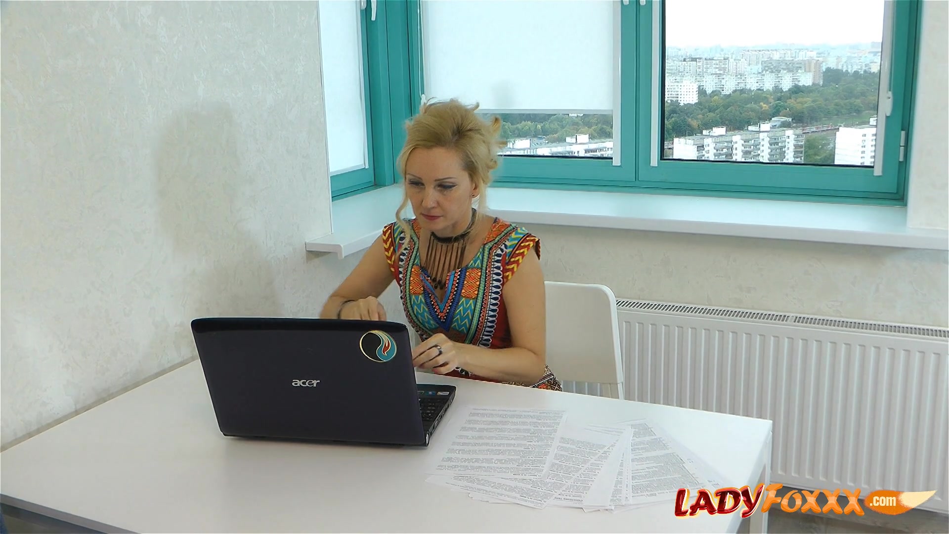 Massage In Office - Ladyfoxxx