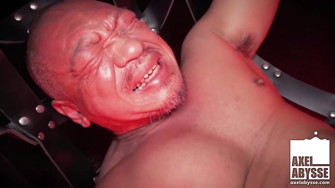 Muscular Fucked Syusakus Before Ass Gaping With Axel Abysse