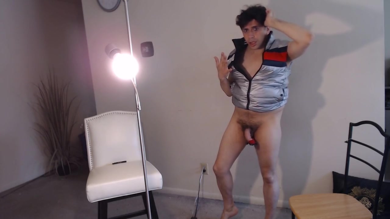 Worlds Hottest Jock Maolos Cumshow!