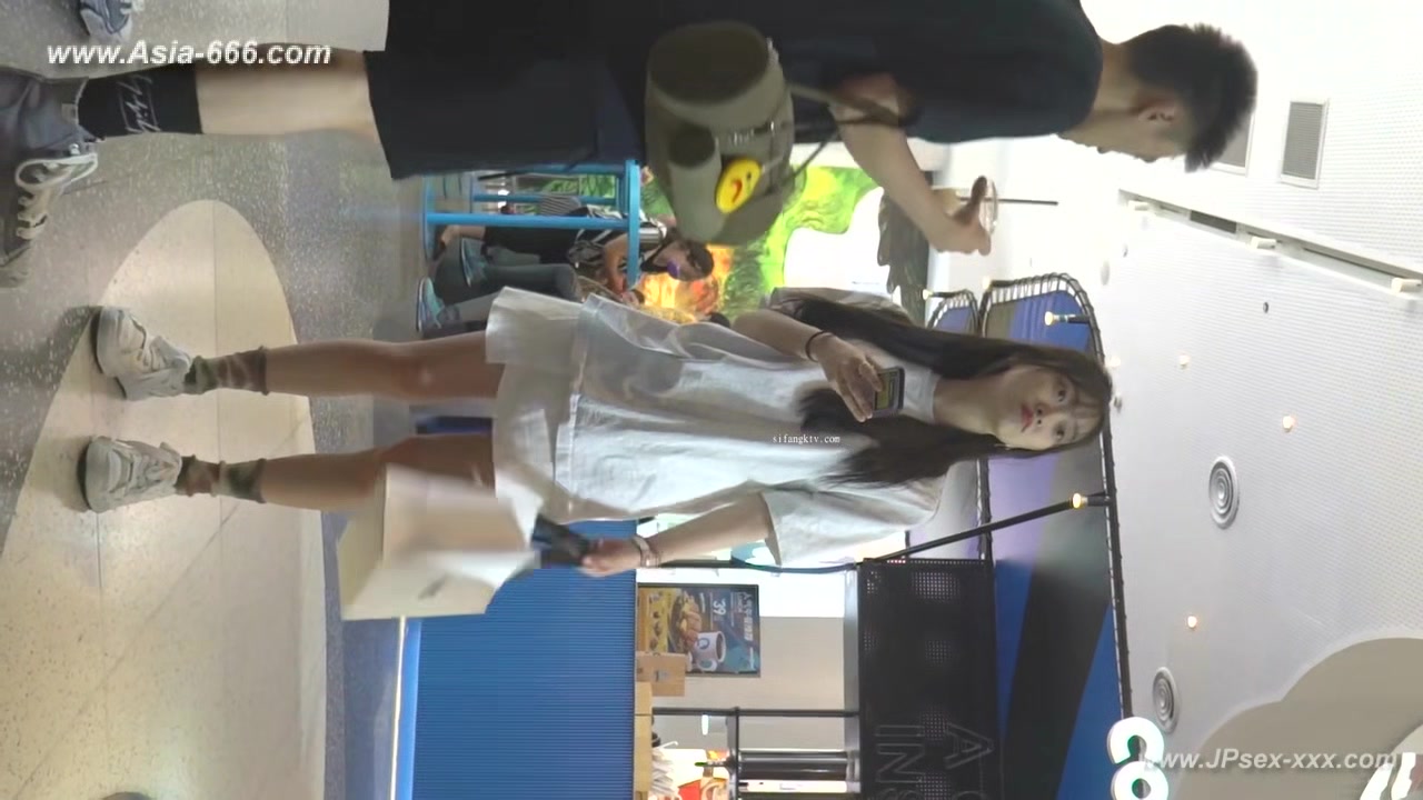 peeping chinese amateur upskirt.132