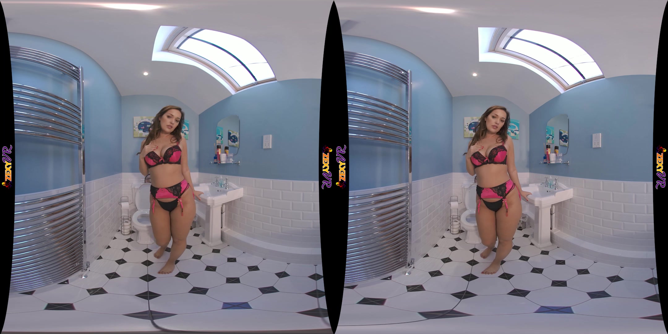 Bathe With Me Pt:1 featuring Frankie L - ZexyVR