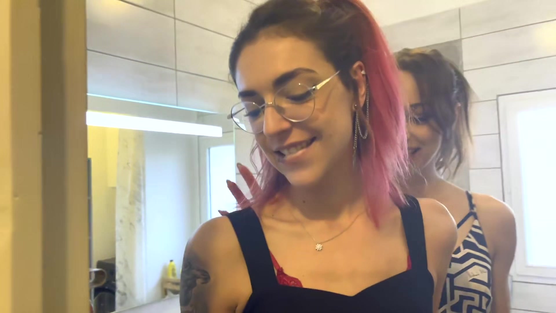 Leila and Jade have a little secret...