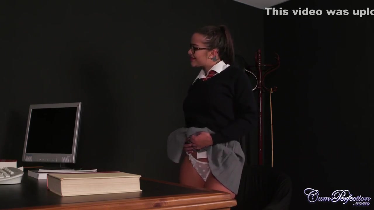 Cum Perfection - Roxy Headmaster Facial