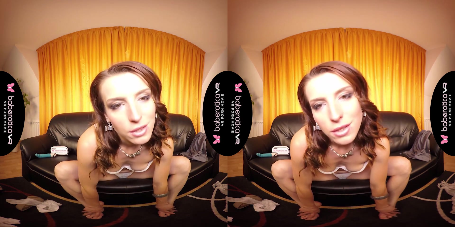 Victoria Daniels gets naked and plays for us in front of the VR camera - BaberoticaVR