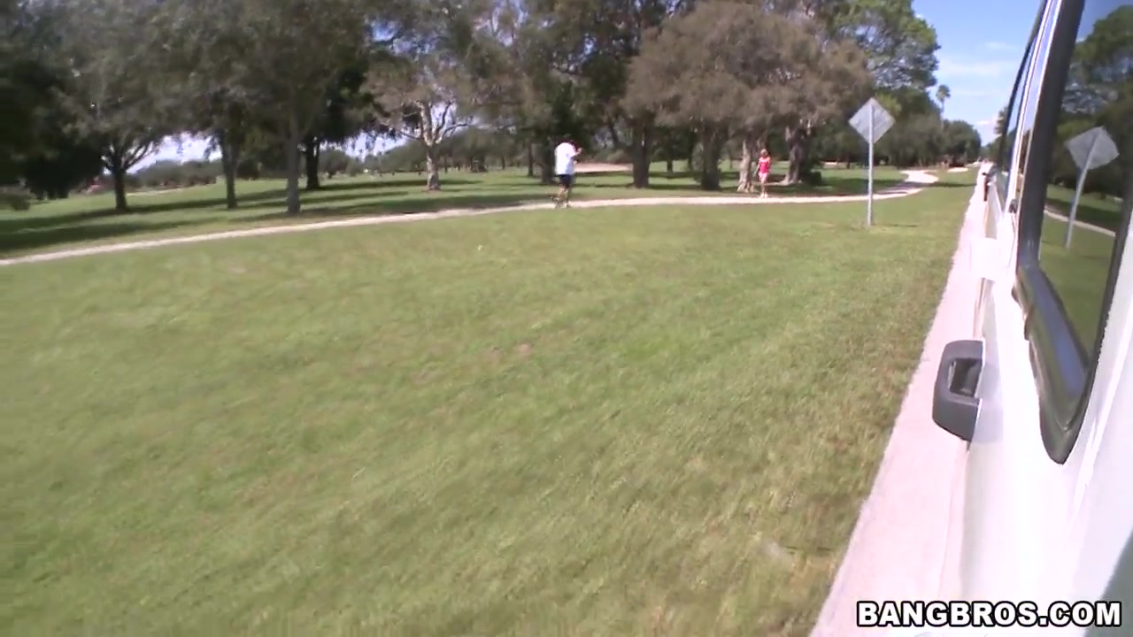 Cute amateur blonde Anamarie gets pulled over in the park