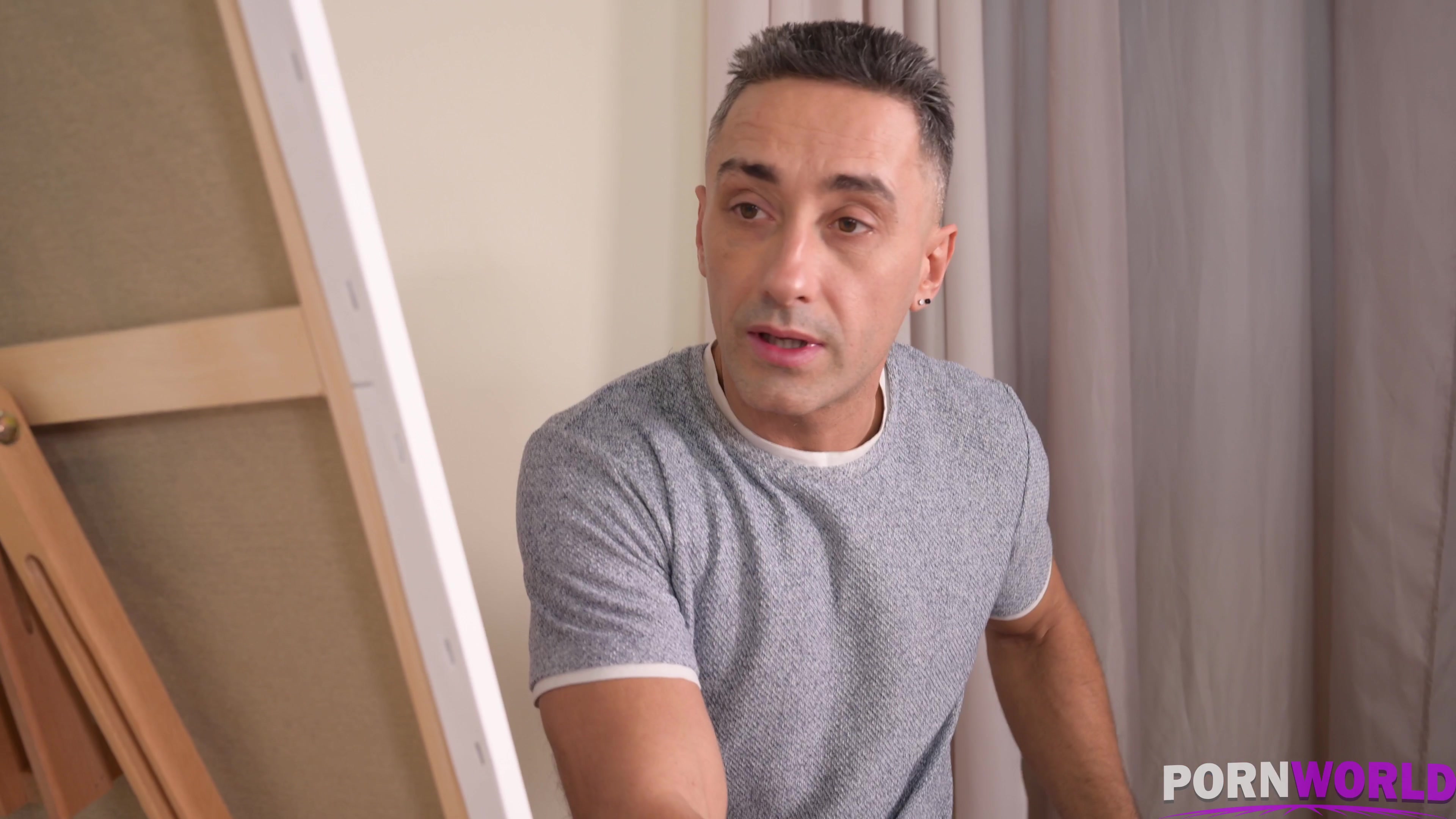 Artist gets deepthroat by horny hottie Rebecca Volpetti and crams her hole GP1329 - PornWorld