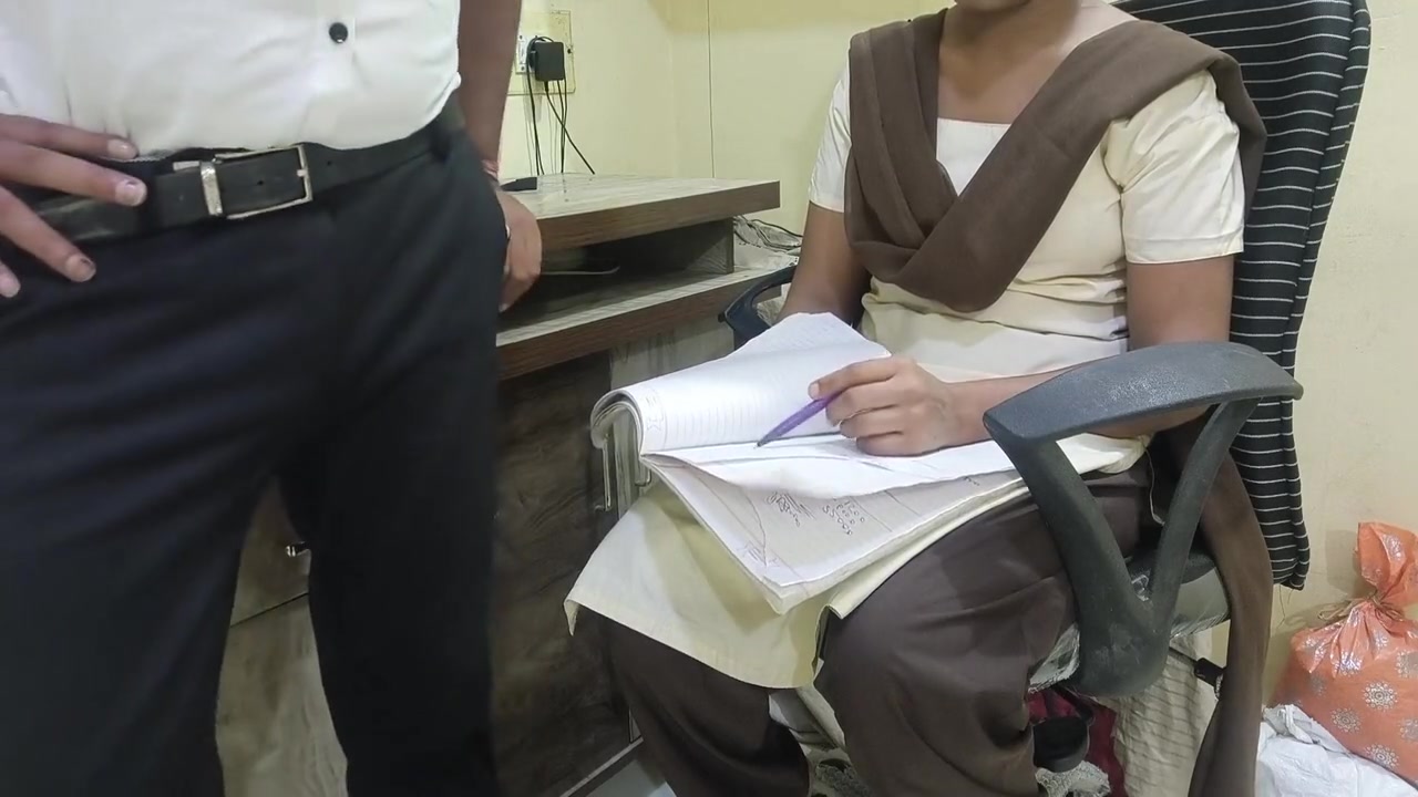 Desi Girl Ne Apane Tusion Teacher Ke Sath Ache Sex Kiya