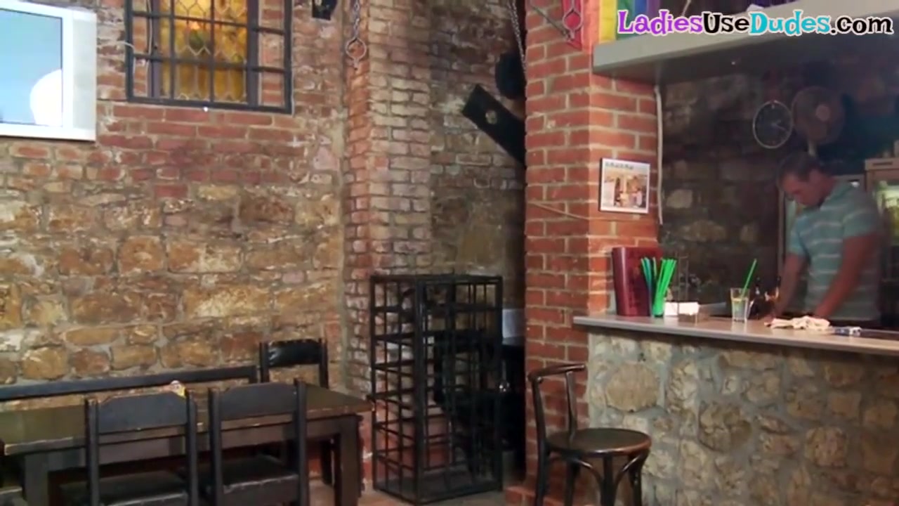 Strapon Dommes Fuck Sissy Subject In The Bar