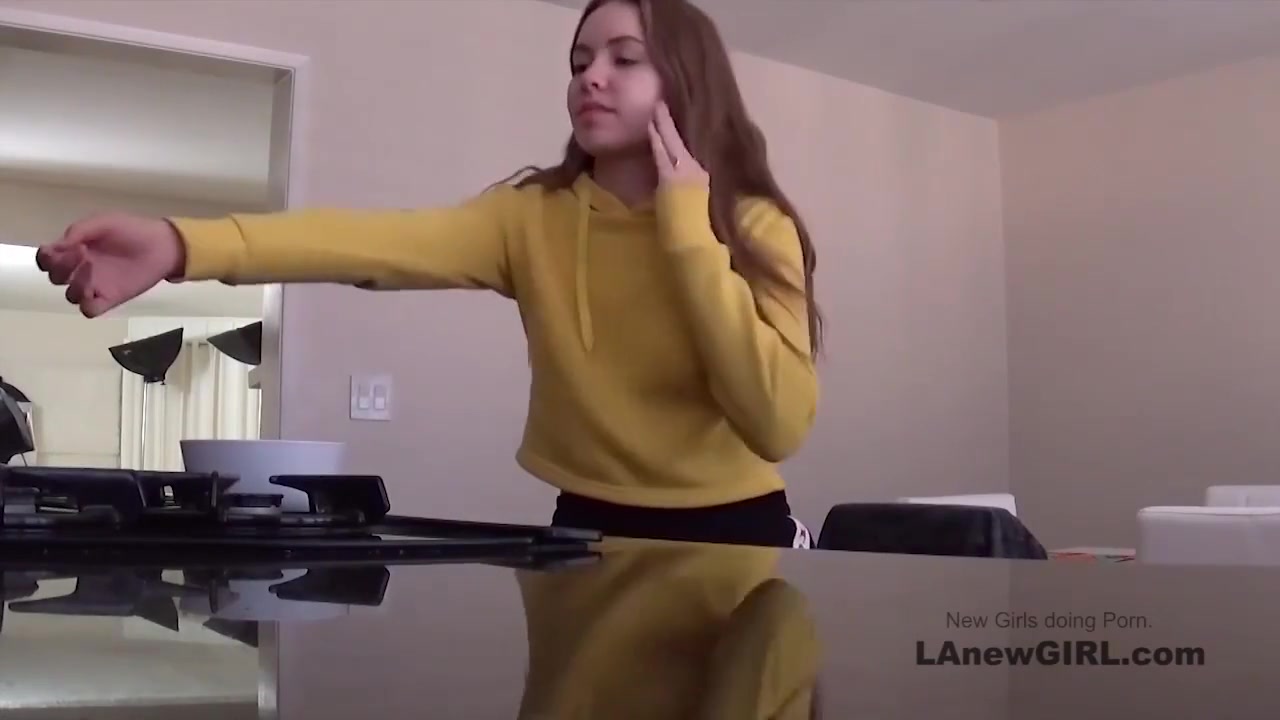 Cutie Pie - Sweet 19yo Girl Gets Her Small Cunt Fucked New Teen 18+ In Hot Video