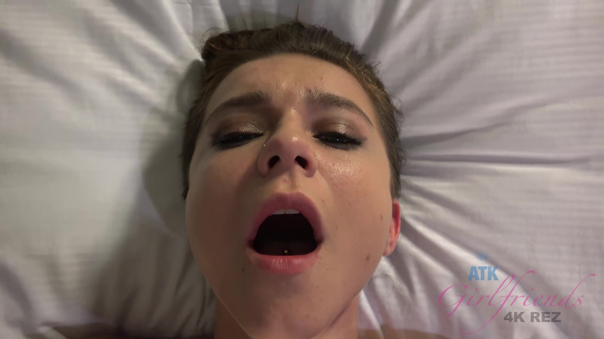 After Watching Her Bathe You Eat Kharlie's Pussy