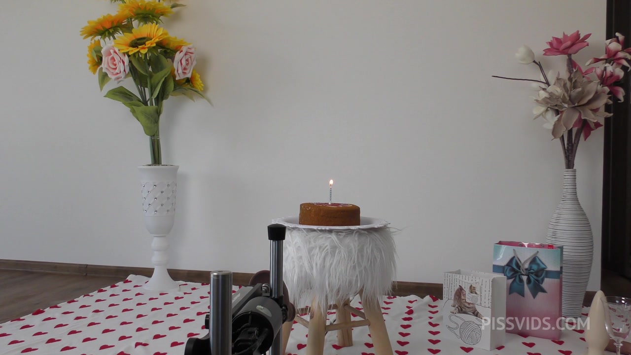 Happy B-DAY Timea Bella with drinking own piss, playing with huge toys, anal fisting, sex maschine, foot -fetish - PissVids