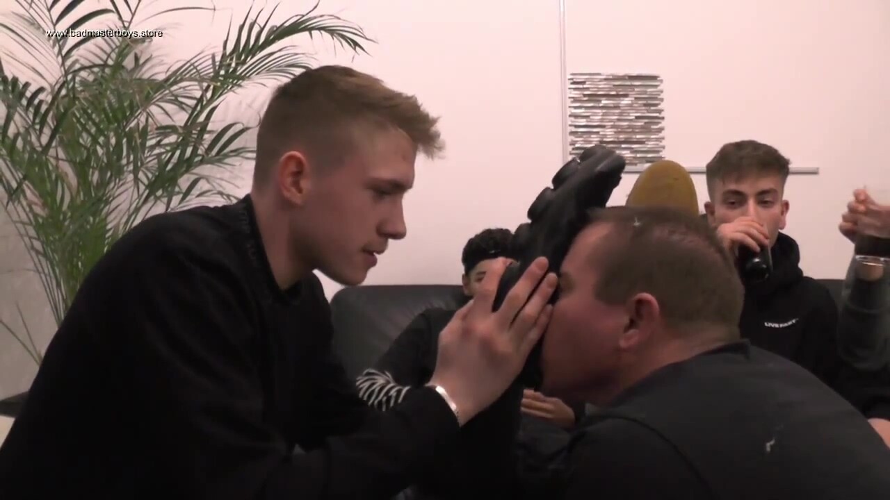 The spit and snot junky german sneaker masters