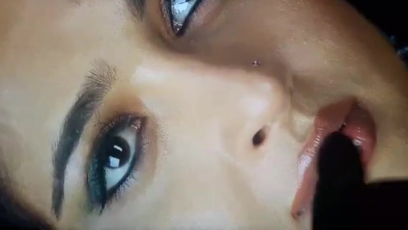 Anushka Cum