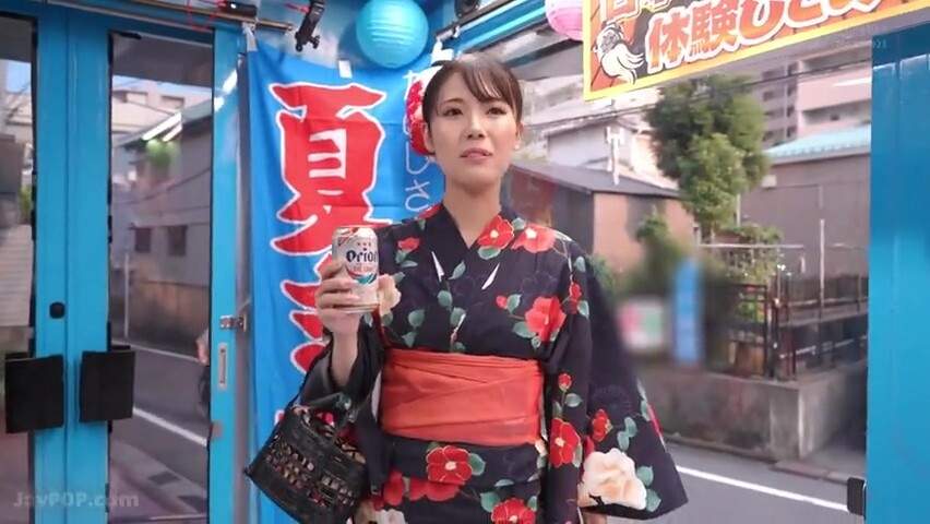 250530花火大会へ向かう女性をナンパd3