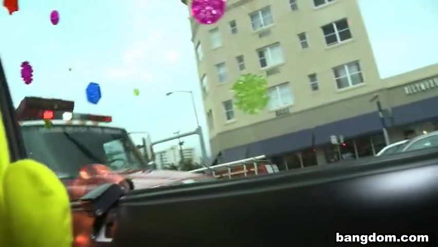 The Bangbus Christmas Special!