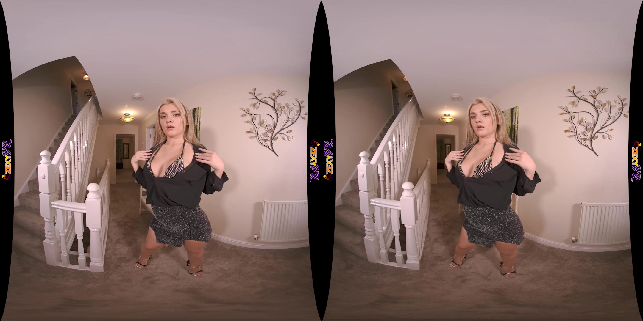 Love To Strip featuring Chelsea Essex - ZexyVR