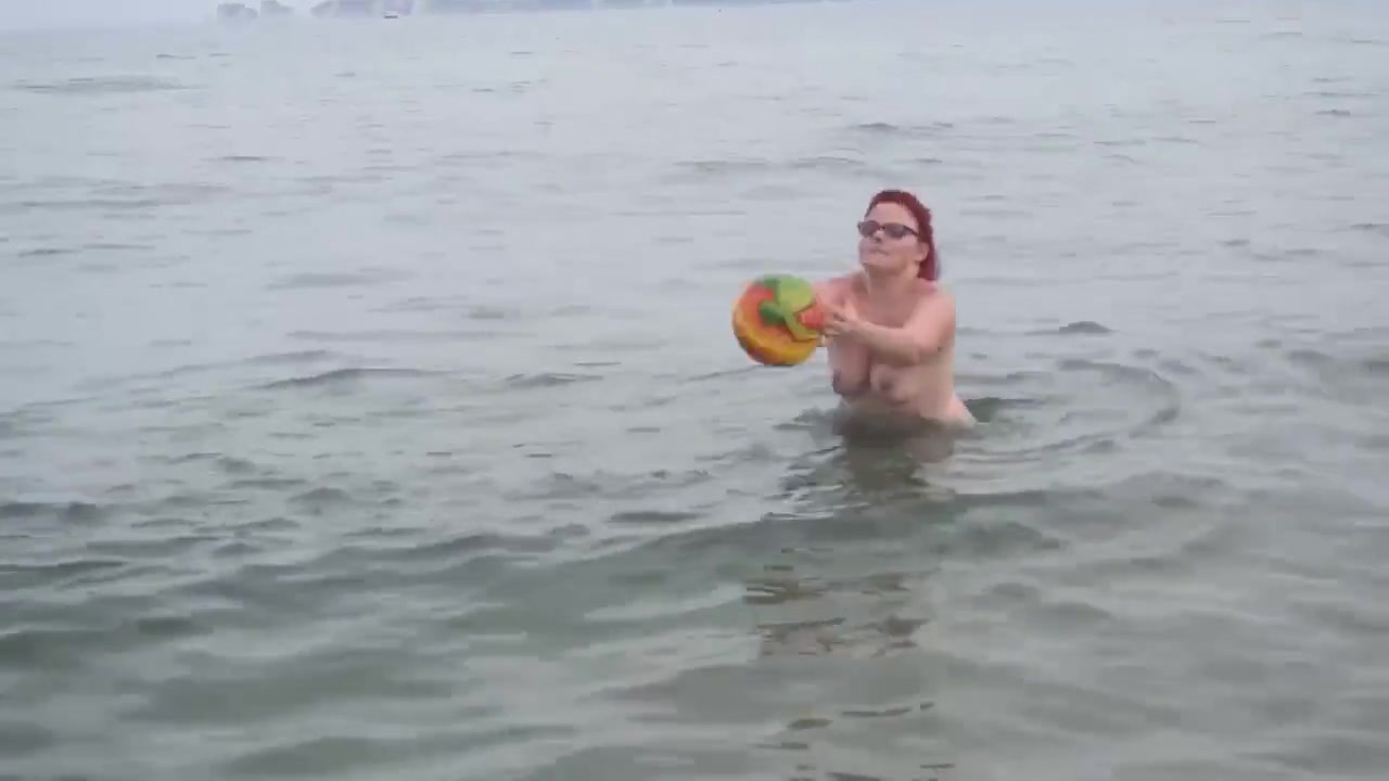 Girls Playing In The Sea - PhillipasLadies