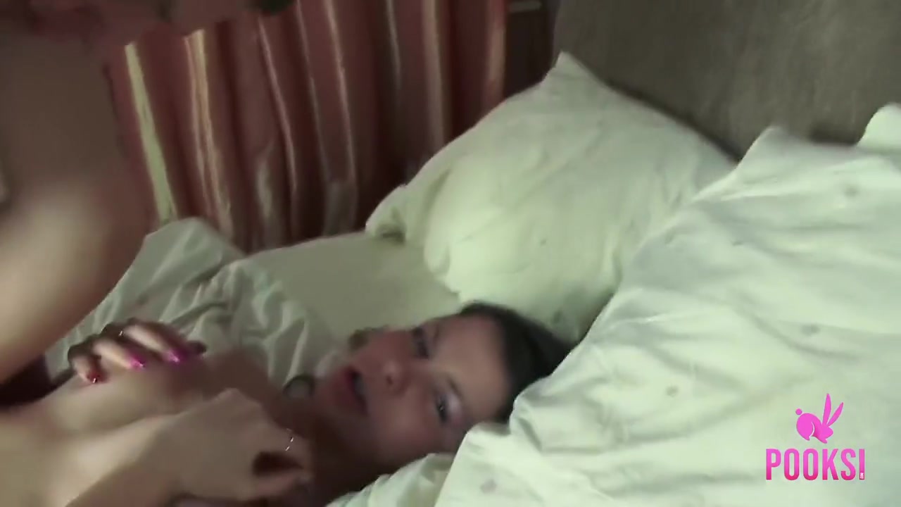 All Natural teen 18+ Raquel Bangs Her Hard Boyfriend In Bed!