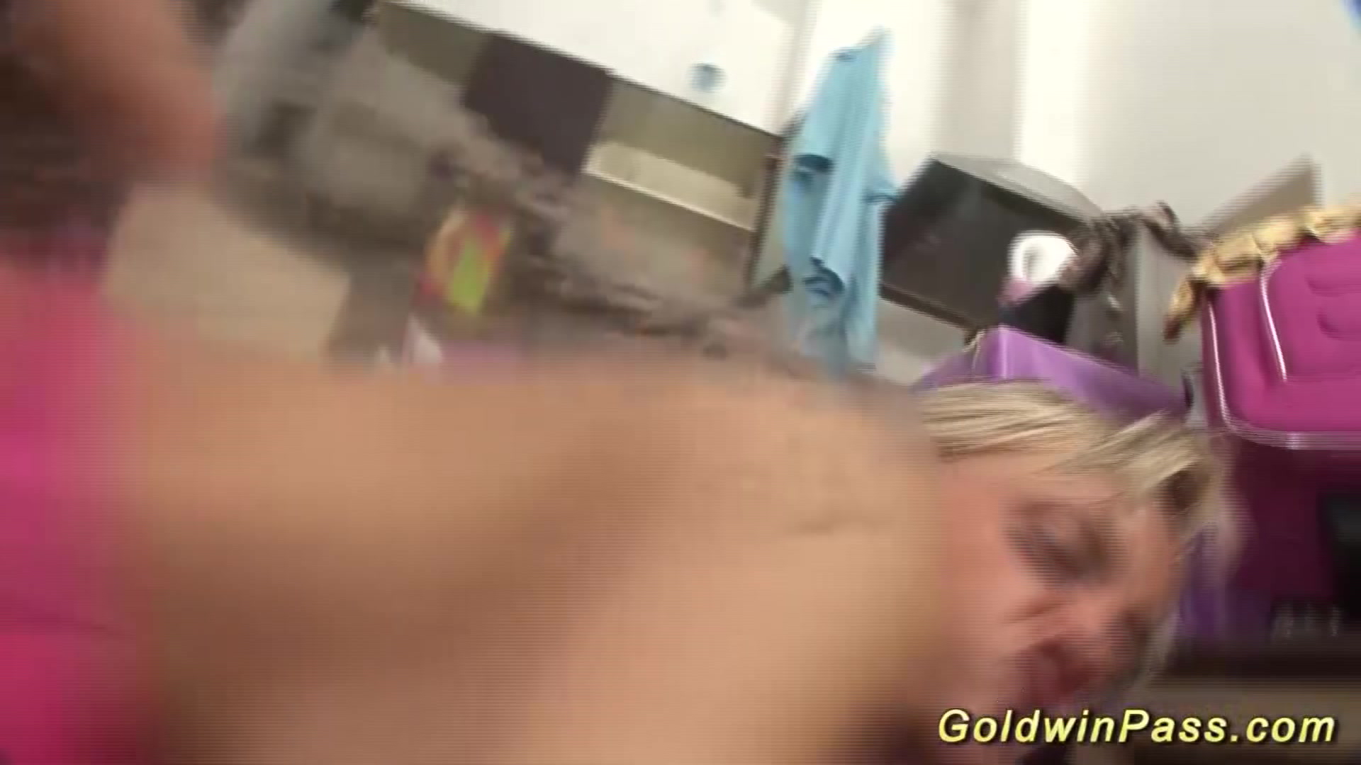 deep pussy fisting girlfriends