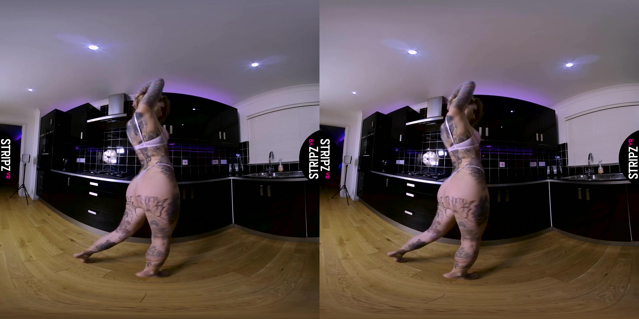 Lauren Brock in - StripzVR